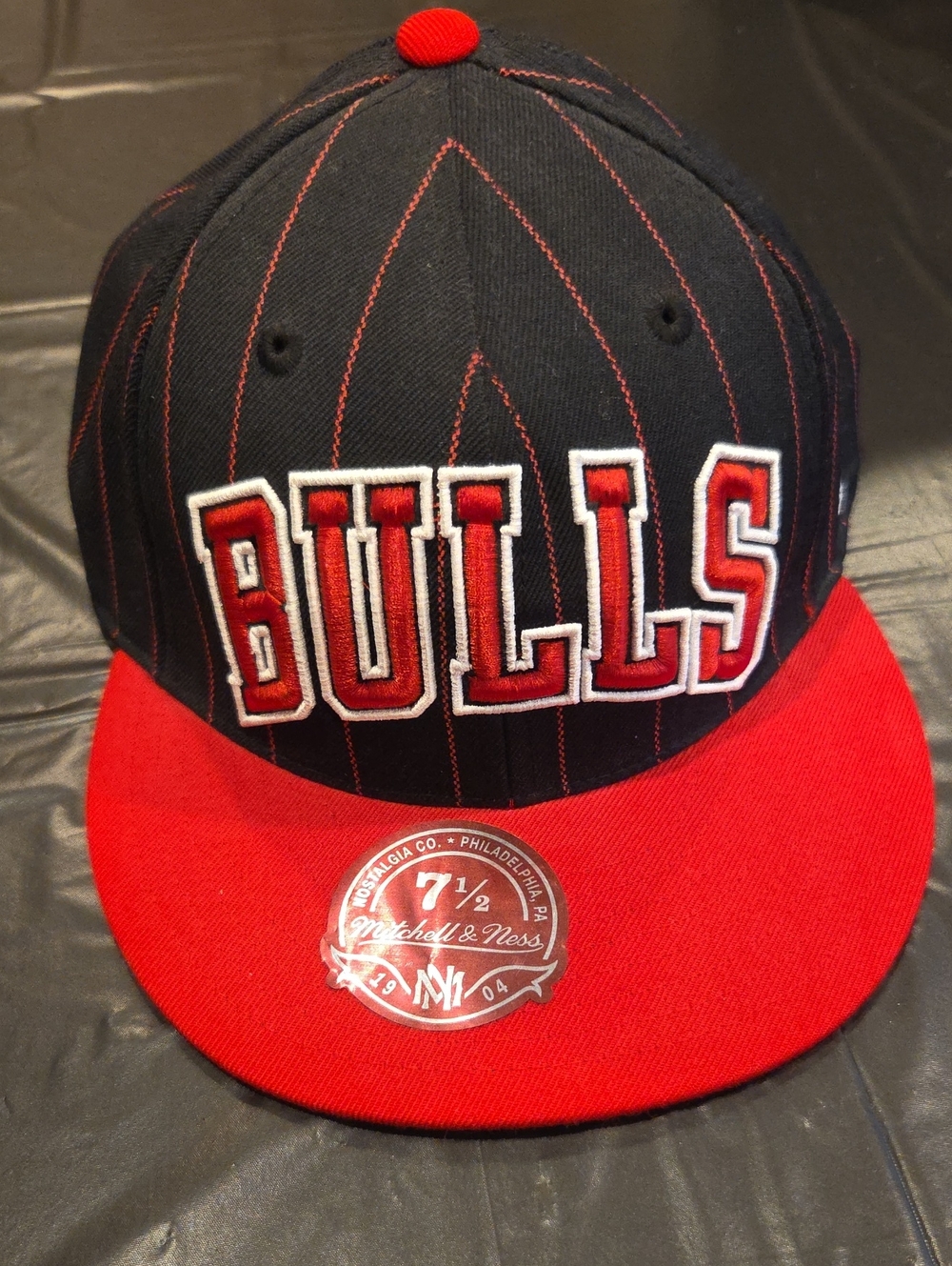 Mitchell & Ness Black and Red BULLS Pinstripe Snapback